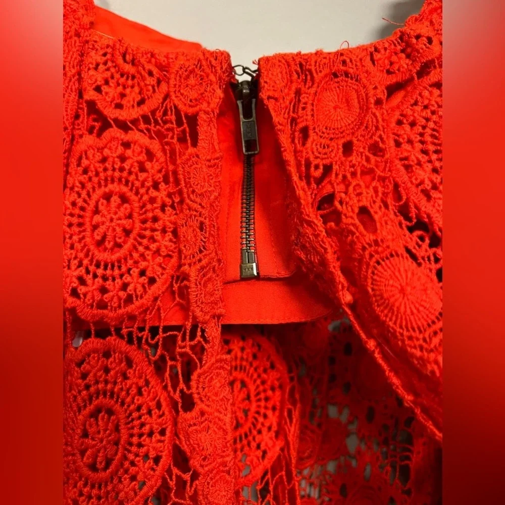 NWT Tularosa Amelia Red Lace Crochet Cropped Off The Shoulder Blouse Top M - Picture 7 of 12